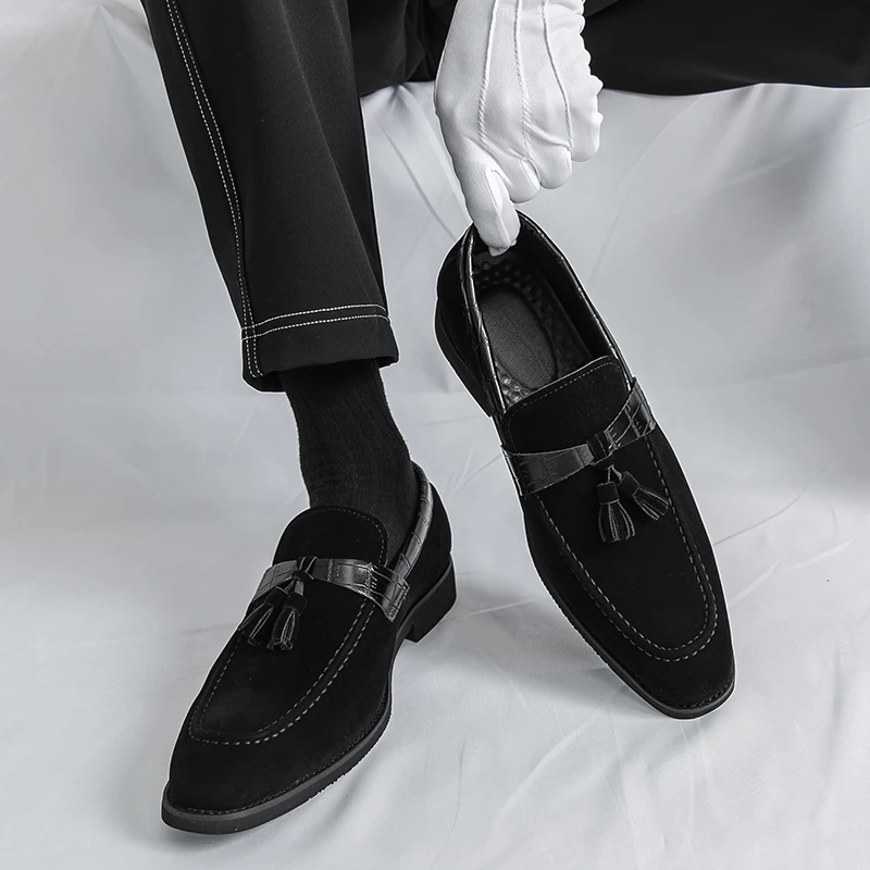 

Fashion Brand Men's Breathable and Non Slip Casual Leather Shoes Spring New Item Men's Comfortable Tassel Suede Leather Loafers
