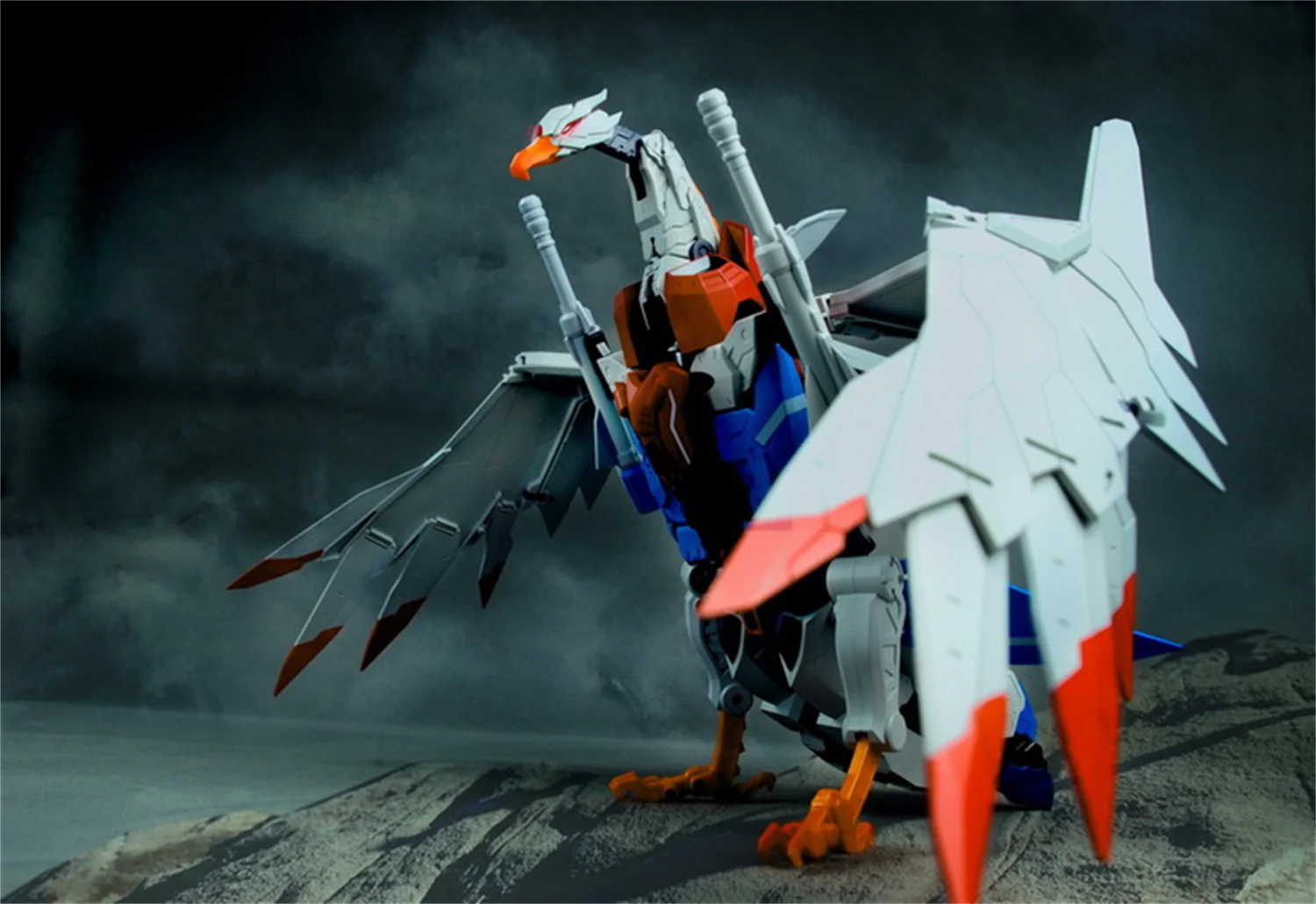 In Stock TT   PF-01 Red Falcon PF01 Starscream Red Spider Model Action Figure With Box