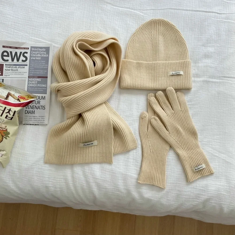 

Warm winter and anti cold scarf three piece set, ski gloves, scarf, hat, warm suit, solid color knitted version