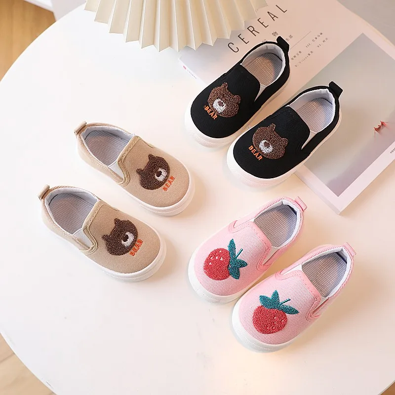 Korean Style Little Bear Embroidered Children\'s Canvas Shoes Spring and Autumn New Boys and Girls Soft Soled Baby Indoor Shoes