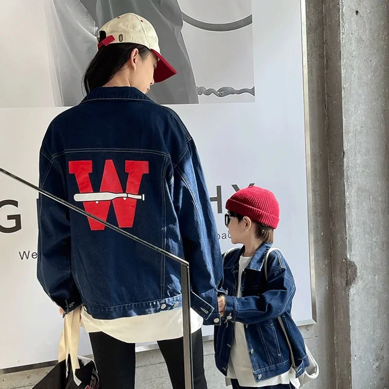

Family Denim Jacket Equal Fashion Mother and Daughter Matching Clothing Mom Dad and Son Same Coat Korea Baby Clothes 2023 Autumn