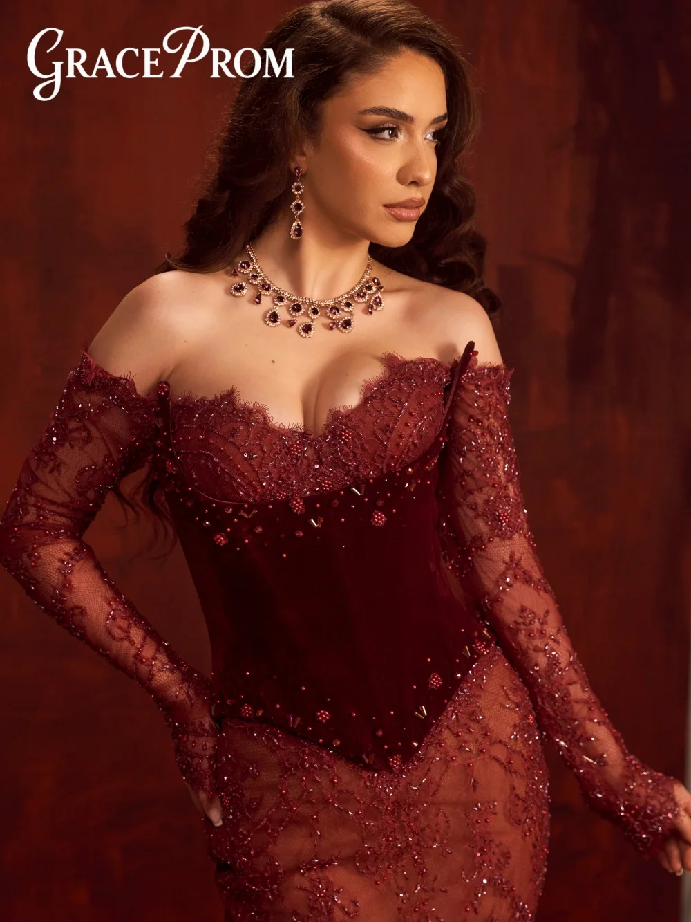 

Romantic Off Shoulder Evening Dress 2026 Elegant Beaded Carpet Gown Fashion Sweetheart Floor Length Party Gown فساتين سه