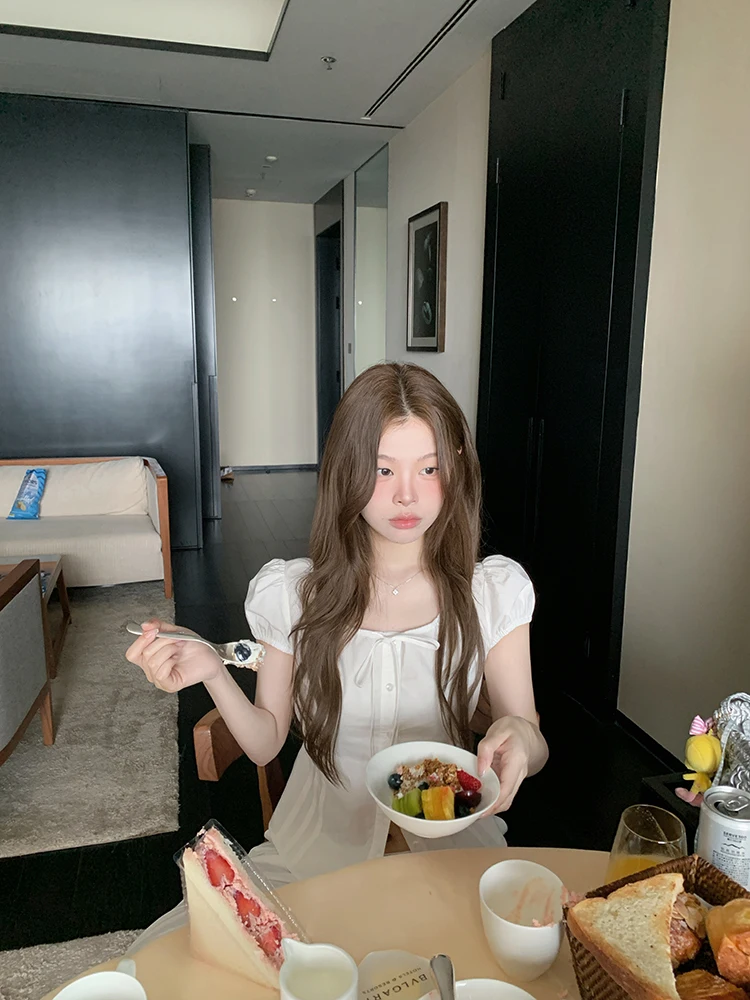 

Sasaouni White Bow-Knot ort Sve irt Women's Summer New Sle Breathable Cotton Bubble Sve Square Collar Top