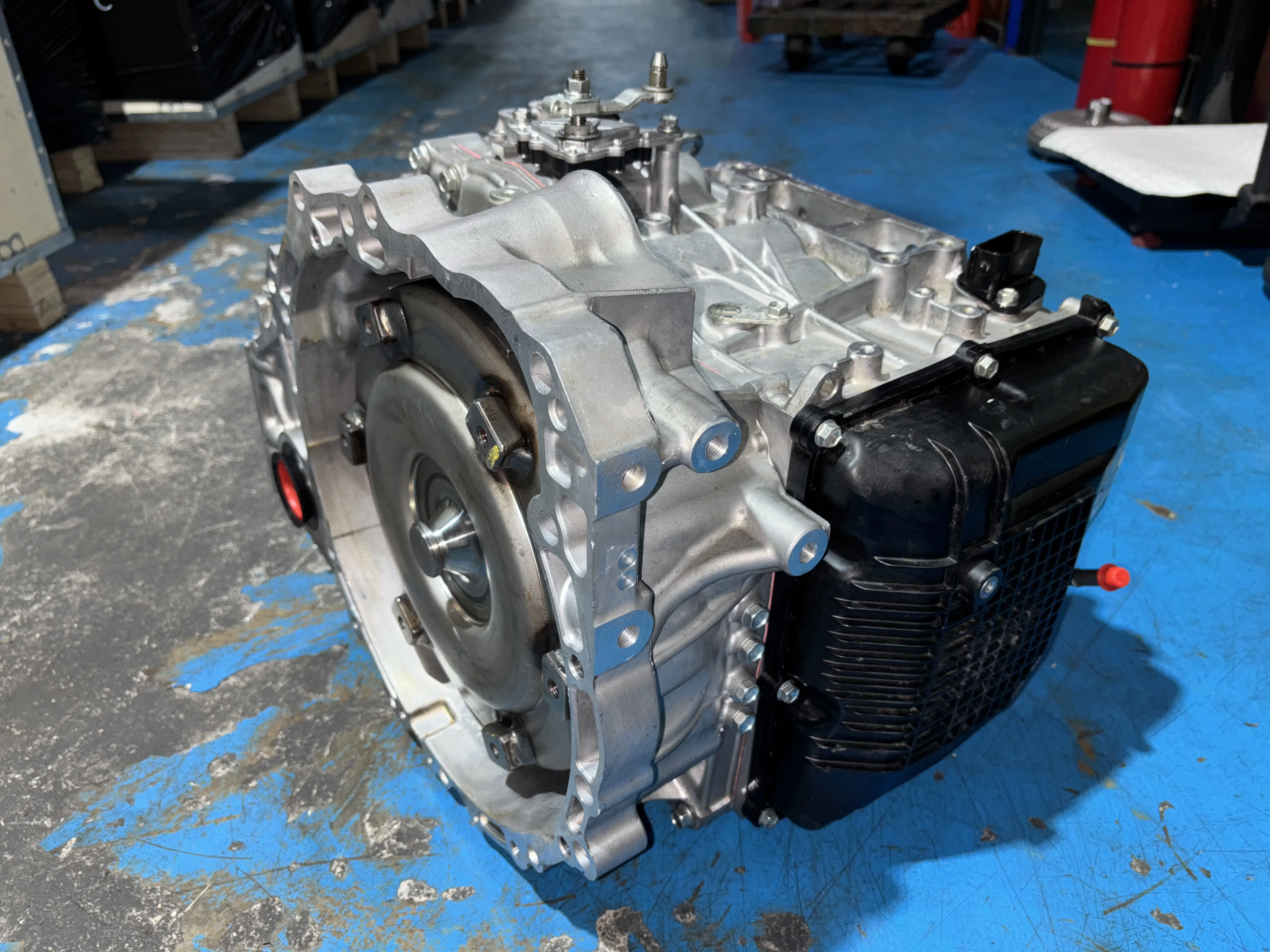 Transmesun Brand New 8-speed UA80F 2WD Automatic Transmission Assembly 3050033861 For Toyota 2016-2020 AVALON CAMRY