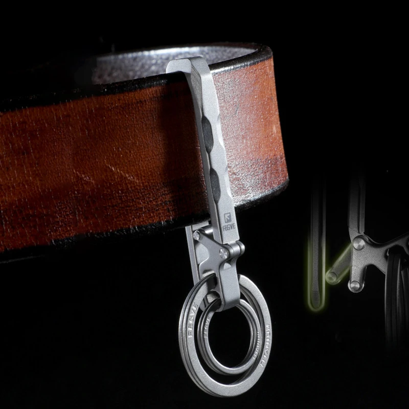 Quick Detachable Titanium Shaped Keychain Men's Belt Wear Belt Lock Key Buckle Car Ring Waist Hanging Sweatpants Lock  Key Chain
