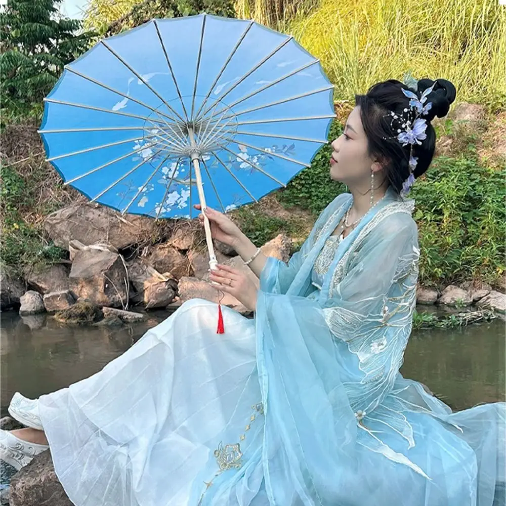 

56 см зонтик с веером из шелковой ткани и кисточкой, косплей Hanfu, зонт из масляной бумаги, 10 цветов, китайский античный стиль