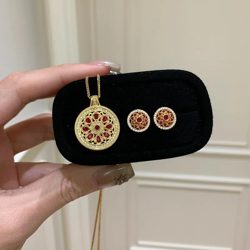 Vintage rose flower necklace classic red diamond hollow out circular Court style earrings for women fashion wedding jewelry sets