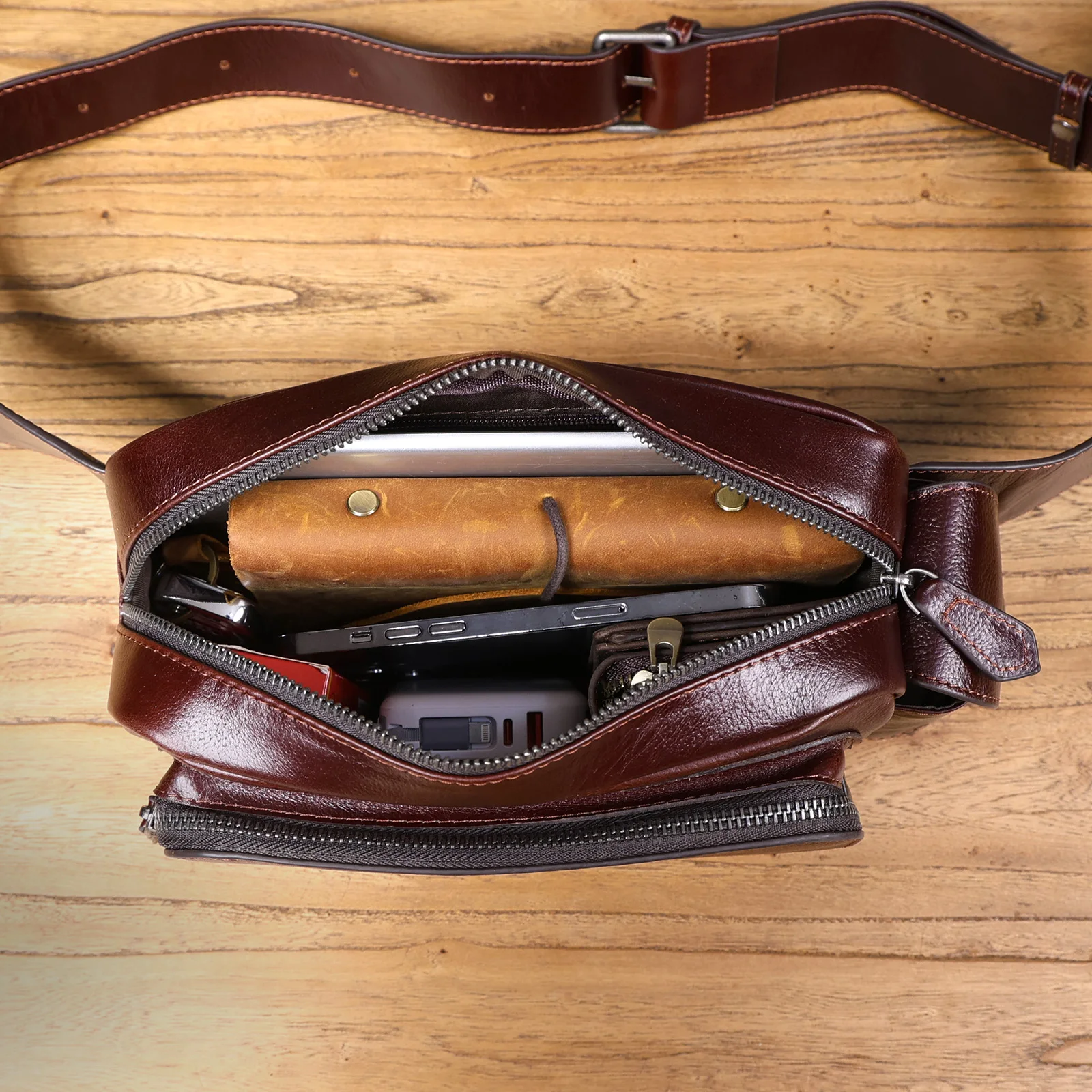 Vintage-Umhängetasche aus hochwertigem, pflanzlich gegerbtem Echtleder für Herren, modische Schultertasche, Motorrad-Umhängetasche – Detail 30