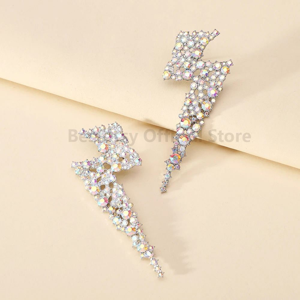 الاتجاه الجديد الفاخرة تصميم ملون كريستال البرق شكل القرط للنساء حفلة عطلة أنيقة اكسسوارات سحر فتاة مجوهرات