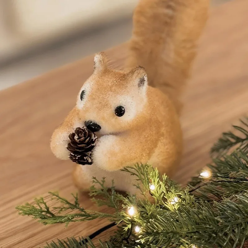 1Pc Mini Artificial Squirrel Figurines Miniatures Plush Simulation Squirrel Ornaments Fake Animal Christmas Table Decorations