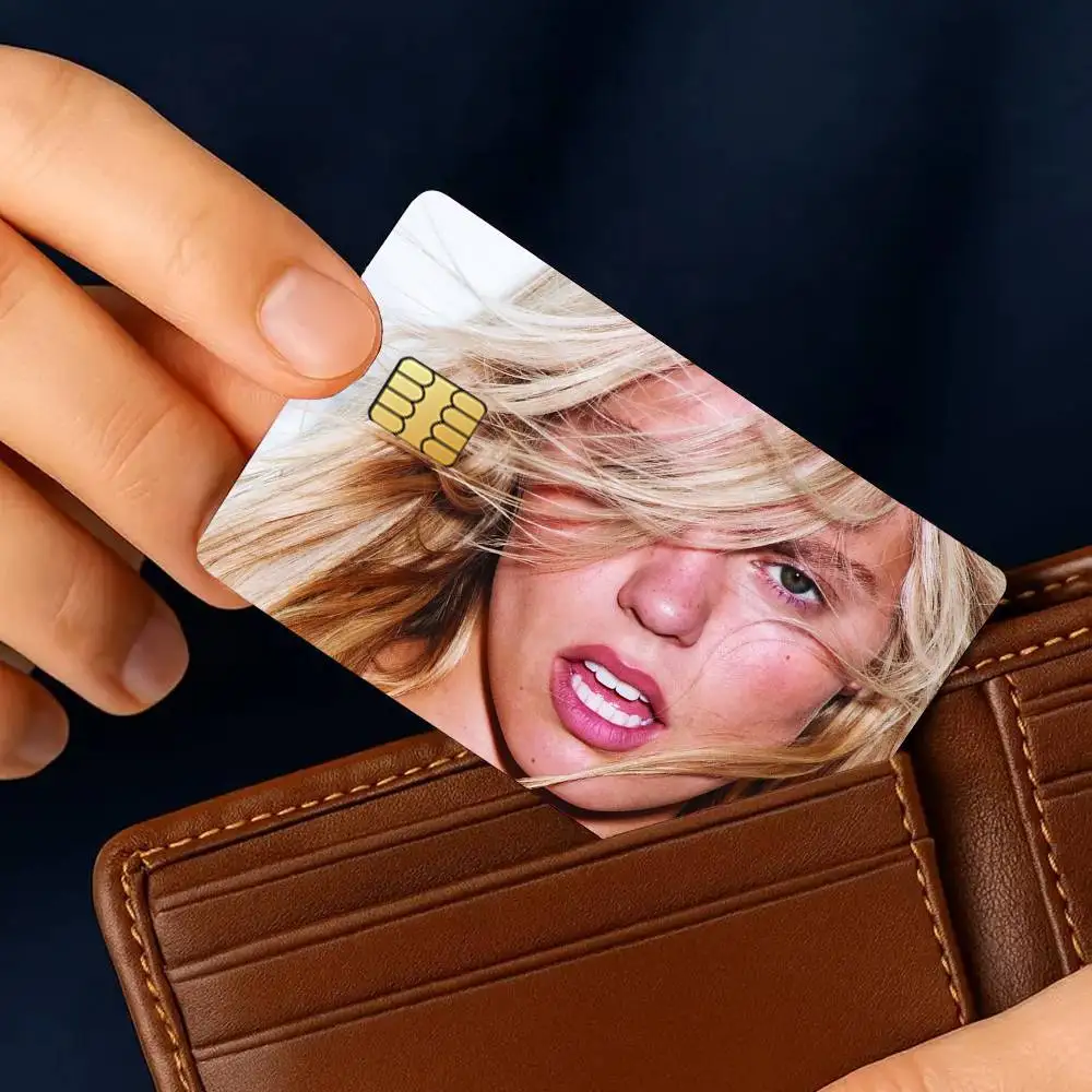 ملصقات بطاقات الائتمان من Singer Renee Rapp Bite me من أجل Bank Bus Metro 4 قطع هدية لفيلم الغلاف