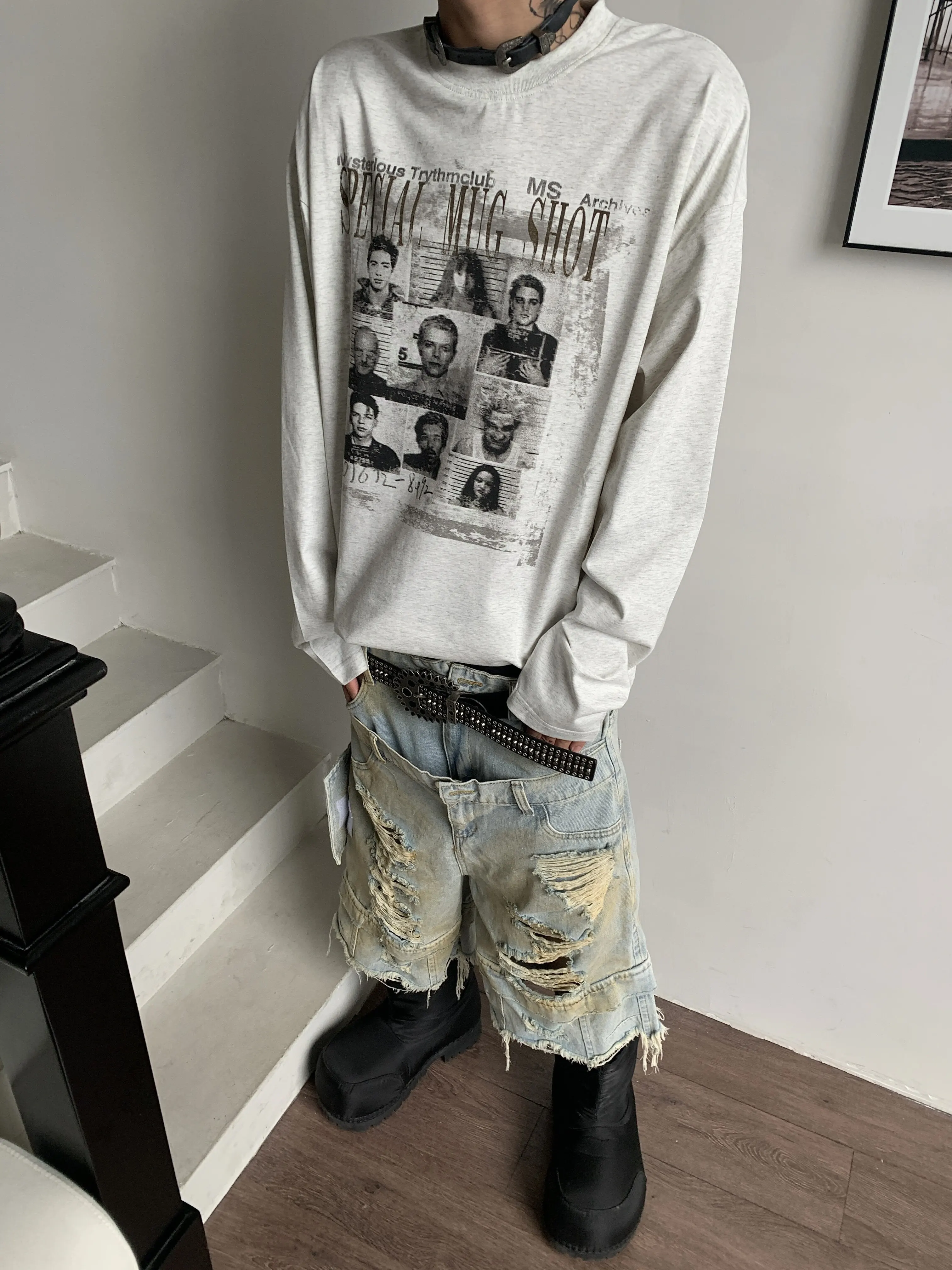 

Printed Scimitar Street Rock Long Sleeve T-Shirt