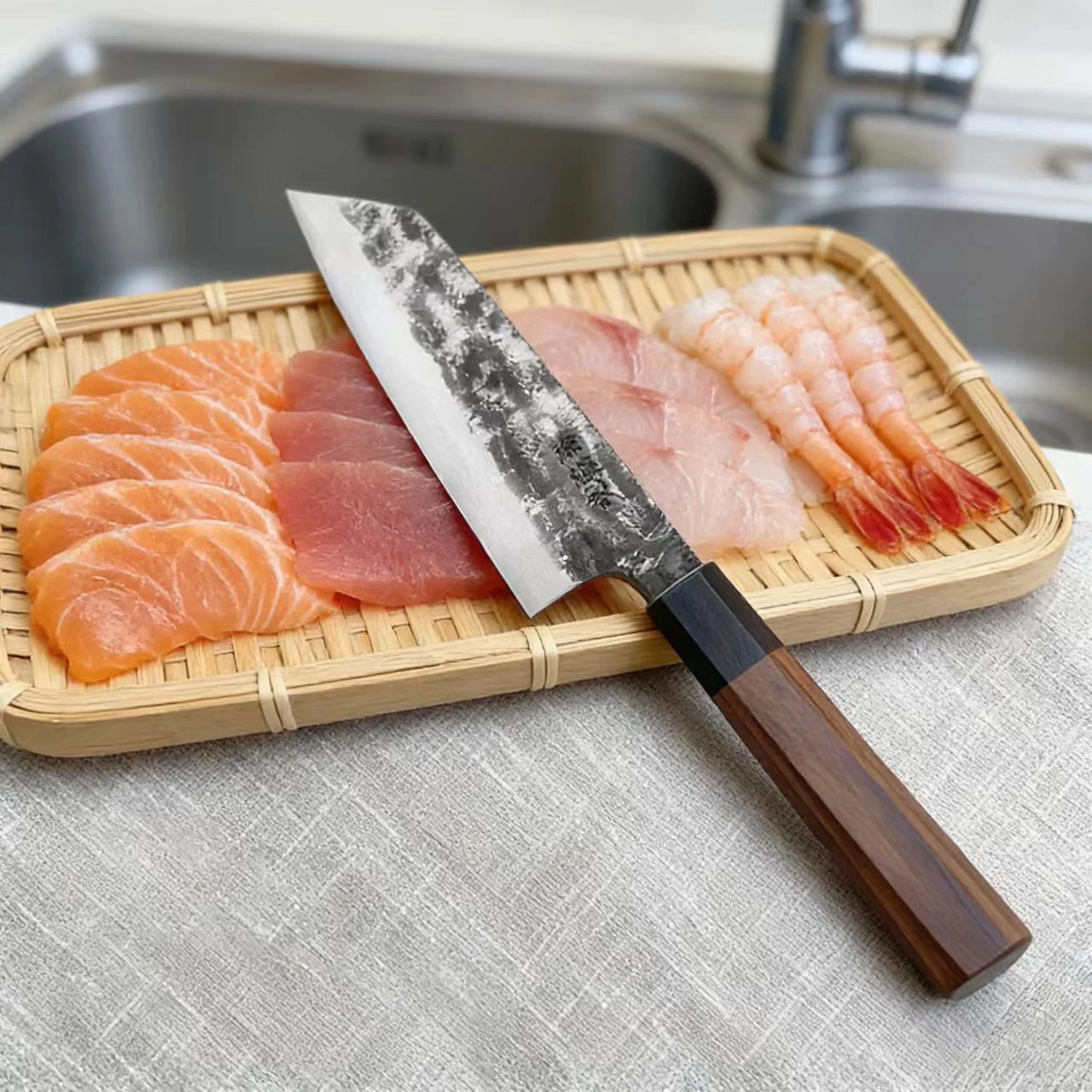 

8.3 Inch Kiritsuke Knife T12A High-carbon Steel Sanmai-gawari Blade Slicing Cleaver Handmade Forged Kitchen Knife Customizable