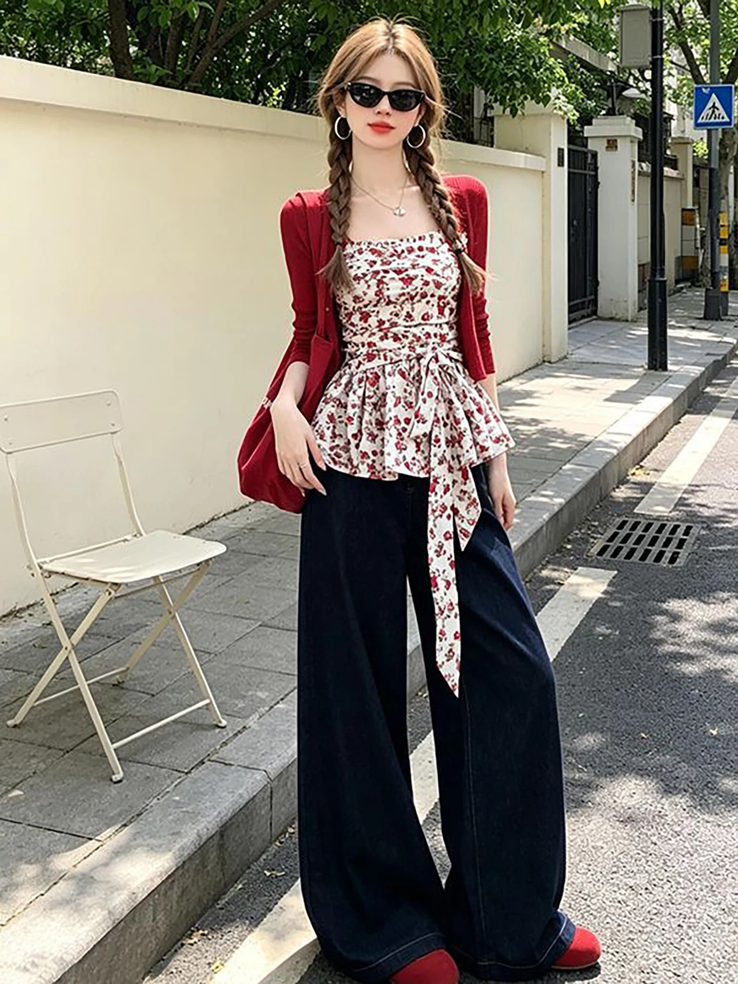 

Summer Floral Print Crop Top And Knitted Cardigan Two-Piece Set for Young Women Soft Girl Style Tie-Detail Red Short Knitwear