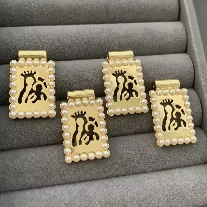 10Pcs New Fashion Gold Plated Pearl Pendant,  Heart Hollow Pendant,  Religious Charms, DIY Jewelry Making, 15x23mm