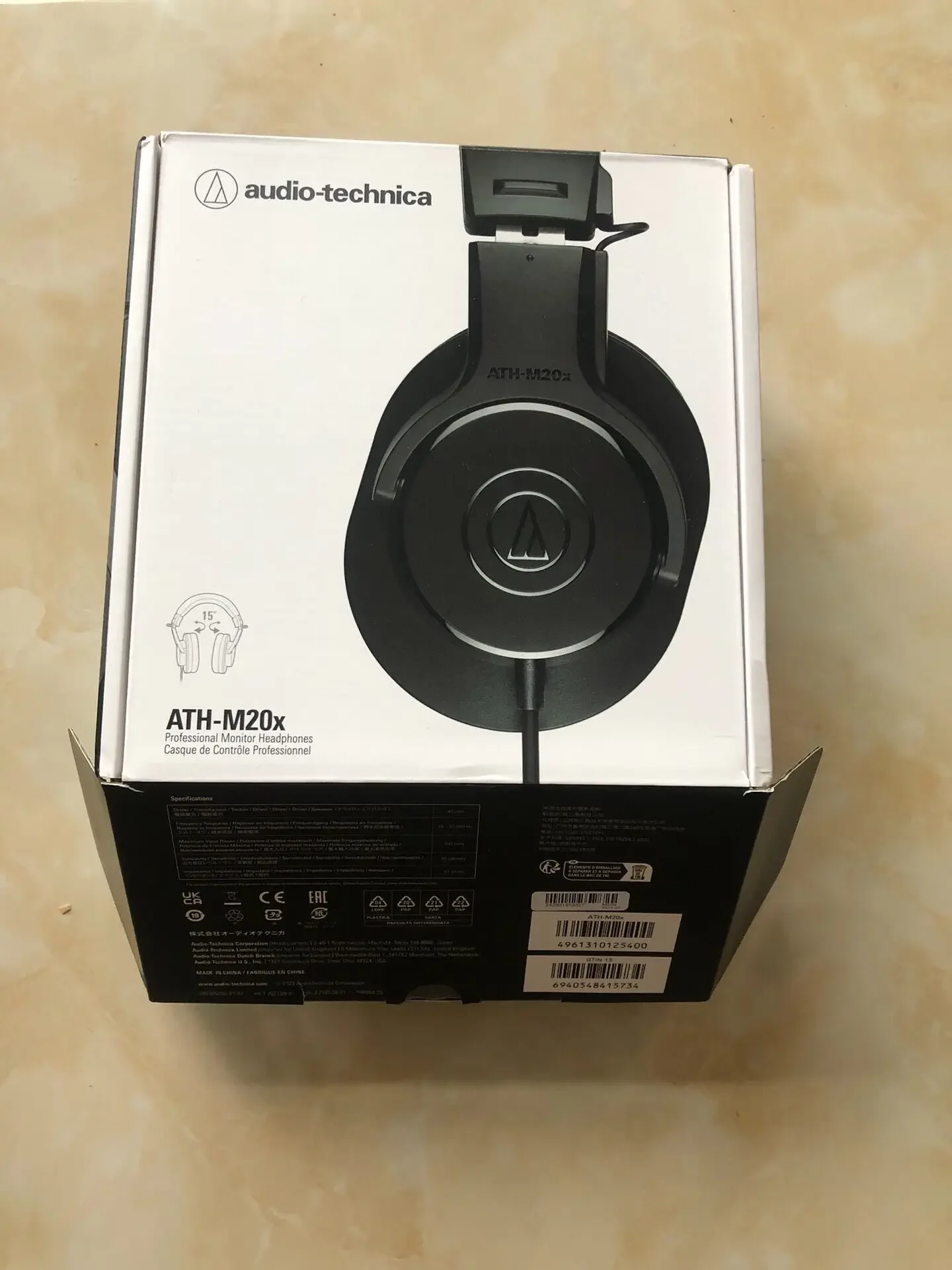 

Audio-Technica ATH-M20x Entry-Level Professional Over-Ear Monitoring Headphones for Live Streaming, Recording, and Music Appreci