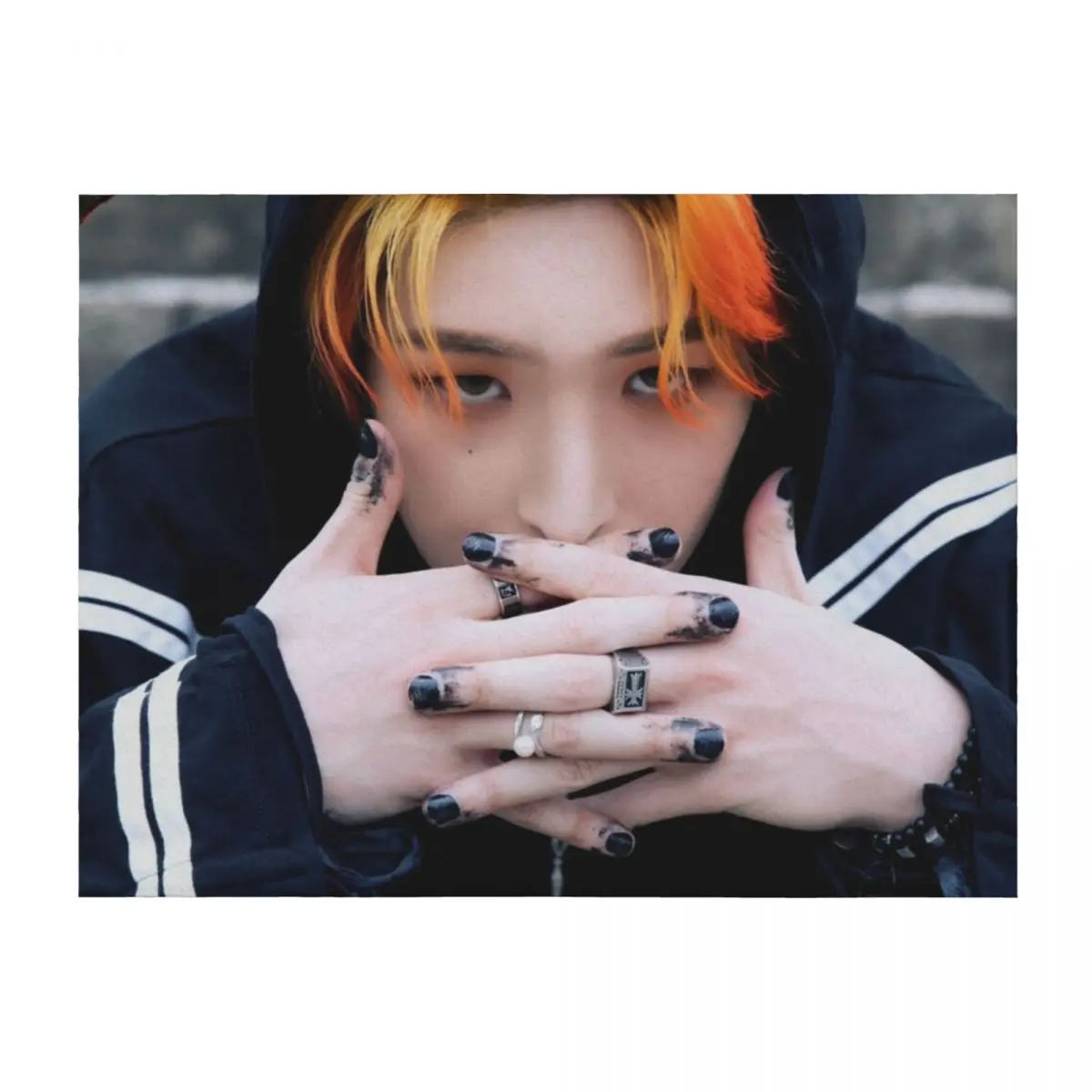 

ATEEZ MINGI HALAZIA Throw Blanket Soft Plaid Summer Beddings Hairy Cute Plaid Blankets