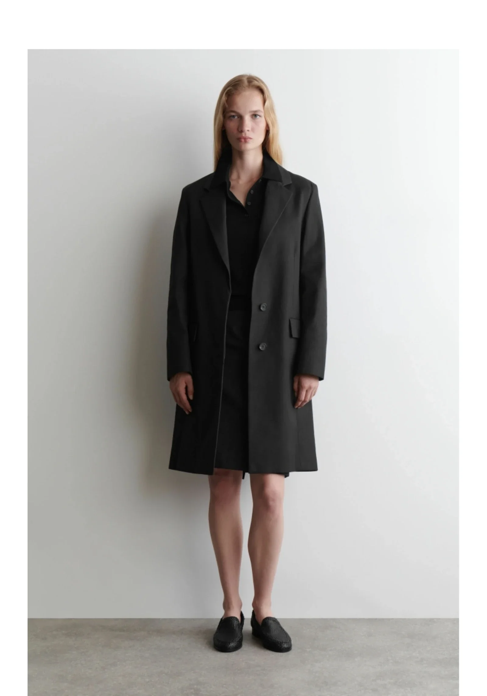 

Эфирный костюм YAZHIMEI 2025, осенний новый стиль, женский повседневный черный вязаный свитер из смеси шерсти в стандартном стиле с воротником-поло