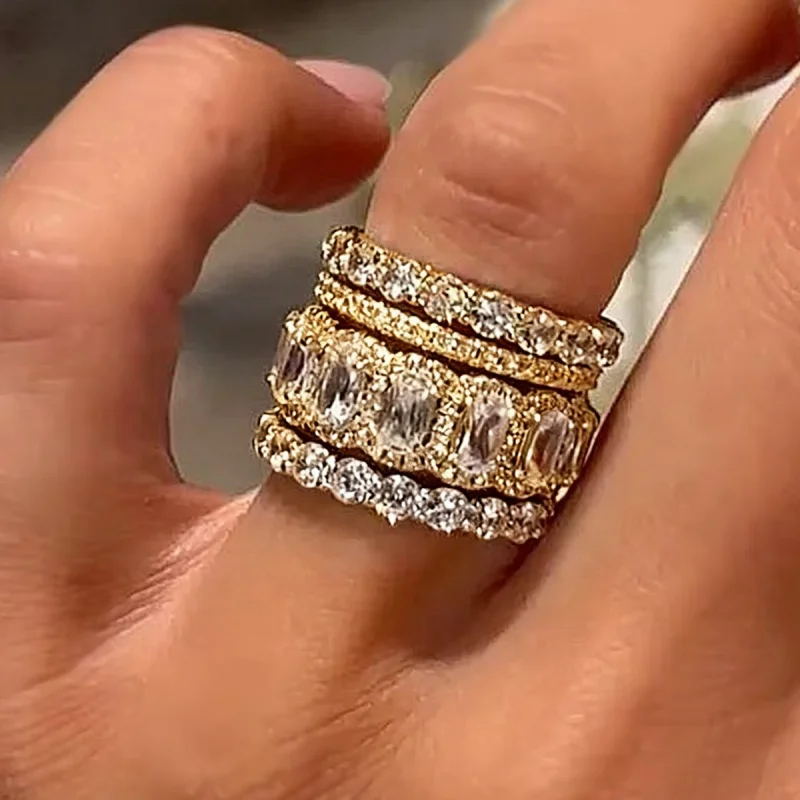 Huitan 4-teiliges Set Elegante Damenringe mit Funkelnden Zirkonia Luxuriöse Party- und Hochzeits-Accessoires Schicker Schmuck für Vielseitige Anlässe – Detail 8