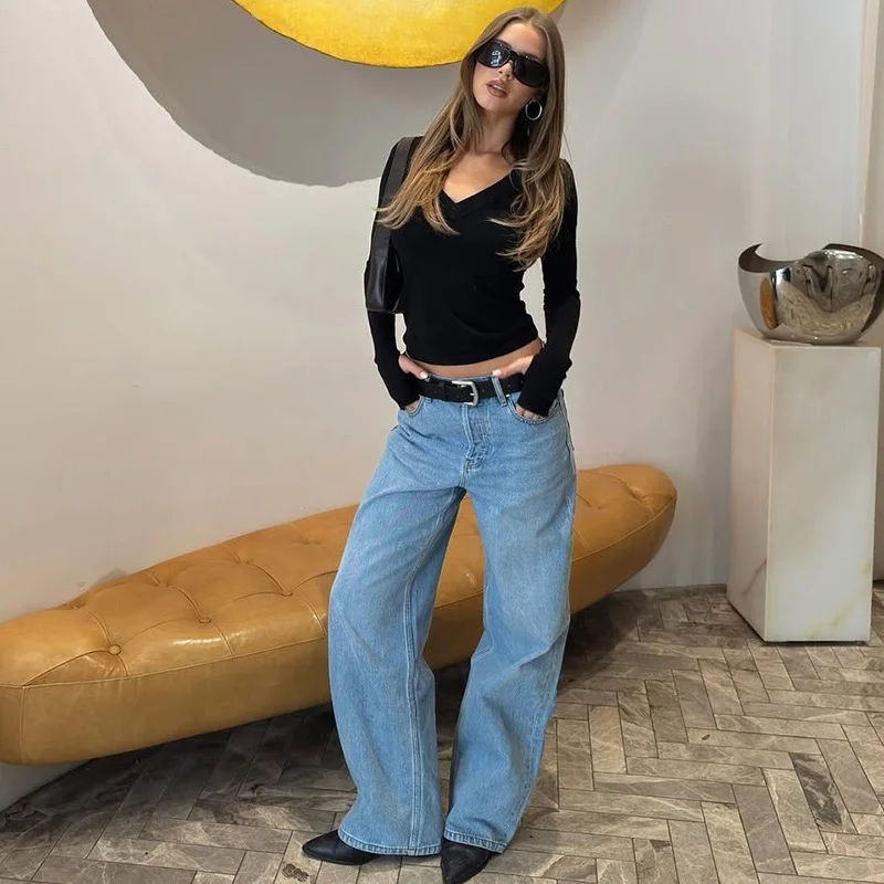 2025 nuovo stile europeo e americano autunno all'ingrosso abbigliamento femminile tinta unita sottile e sottile scollo a V camicia con fondo corto T-