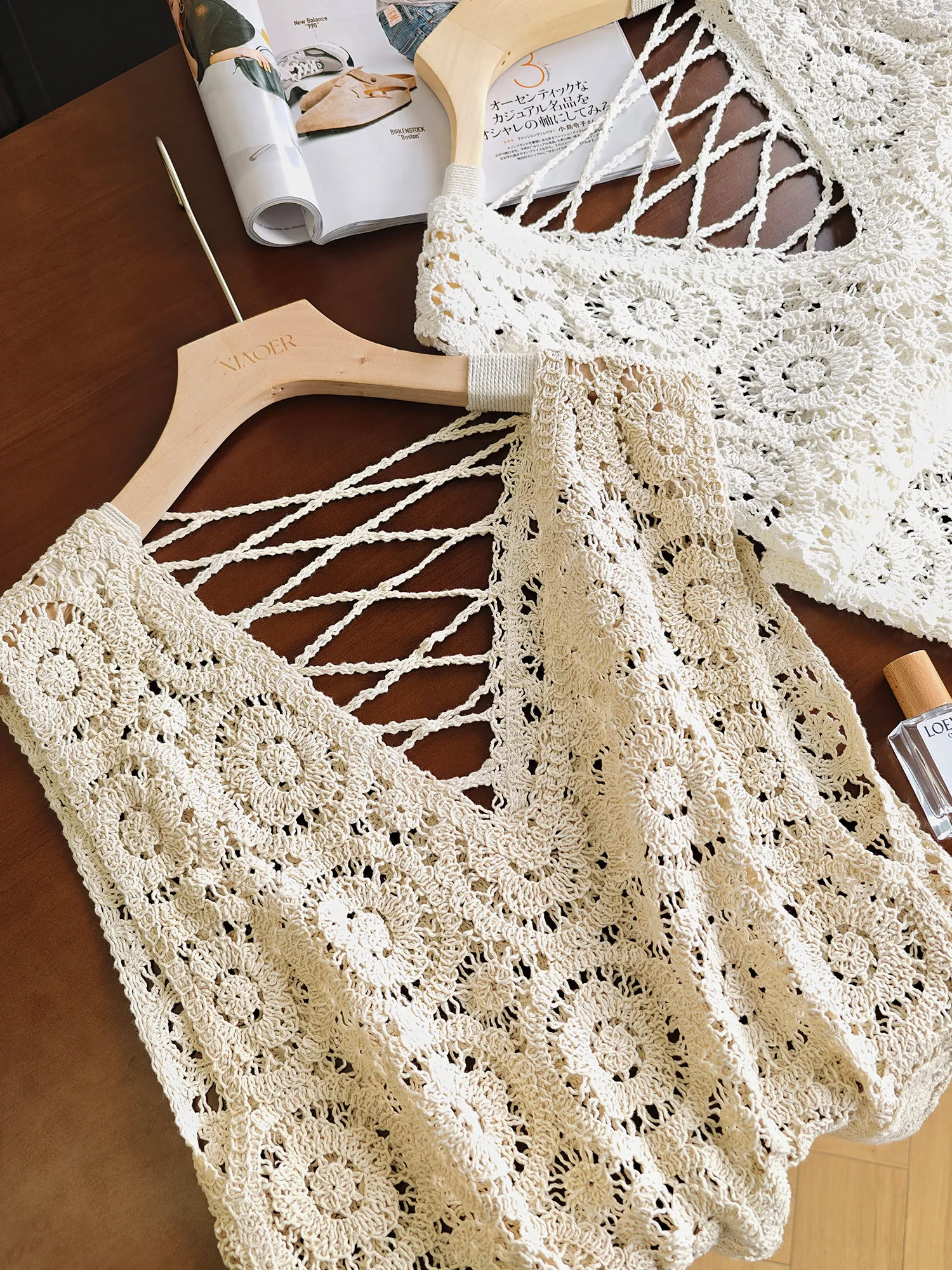 Women's Crochet Lace Tank Top Sleeveless V-Neck Lace Up Back Blouse Boho Festival Cottagecore Open-work Lace Vest view 3