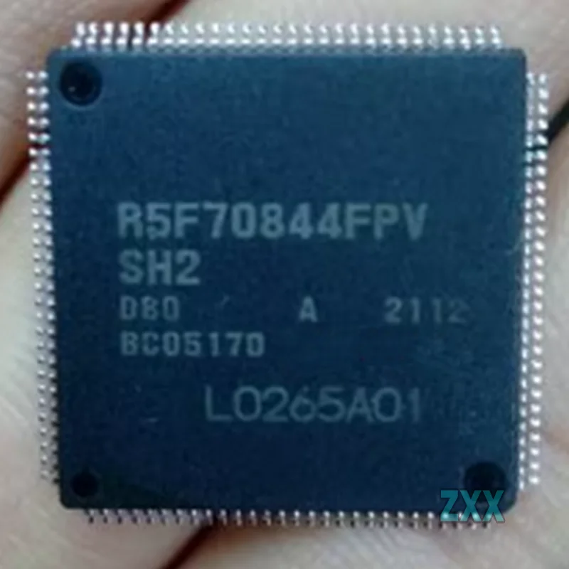 

1 шт. новый R5F70844FPV SH2 qfp