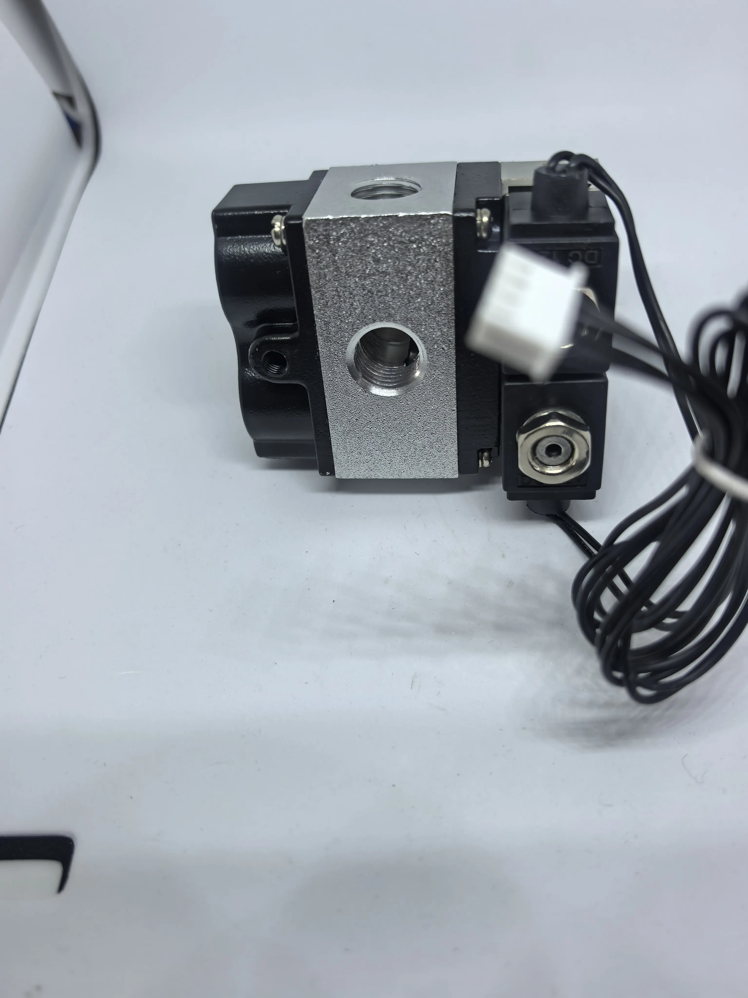 5L Oxygen Concentrator Solenoid Valve, Gas Valve Replacement for Medical O2 Generator