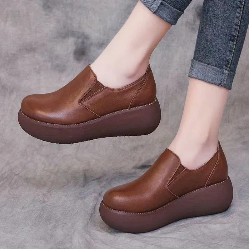 Platform Women Shoes New Leather Flats Casual Shoes for Women Round Head Slip-On Shoes Pumps Leisure Party Office Lady Loafers