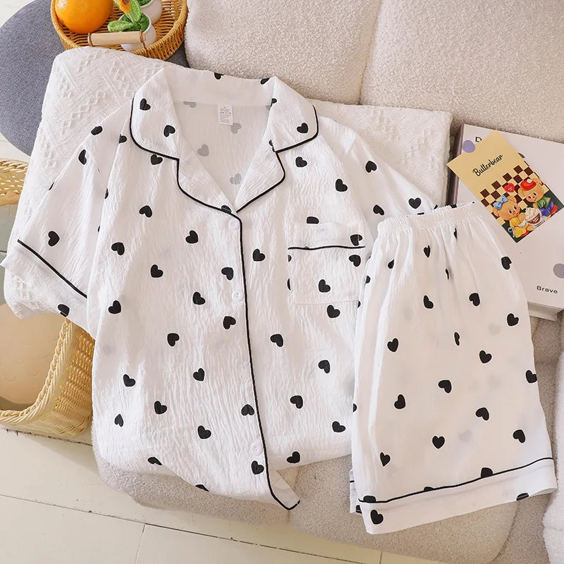 Autumn and Winter Pajamas Women's Short Sleeved and Shorts Heart Print Sleepwear Home Clothes Set Student White Nightwear