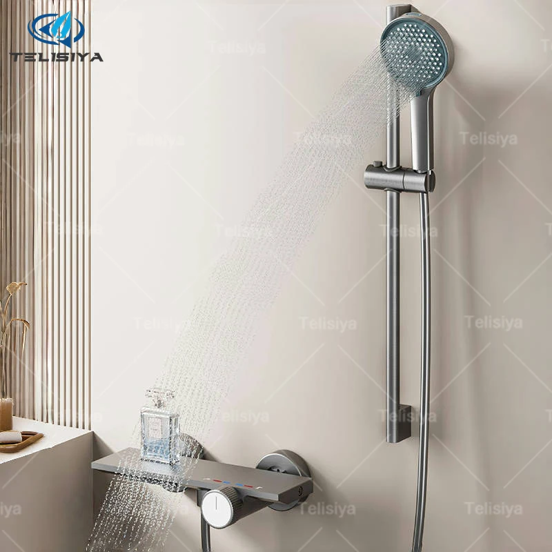 Set doccia di tipo diviso grigio per uso domestico Set di sistemi doccia con acqua calda e fredda per bagno con asta di sollevamento regolabile in altezza