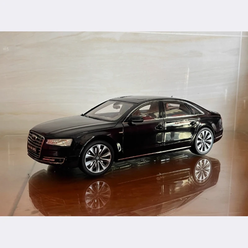 Kyosho 1/18 scale Audi A8L W12 Alloy Convertible Sports Model Car Adult Souvenir Classic Static Display Collectible Toy Gift