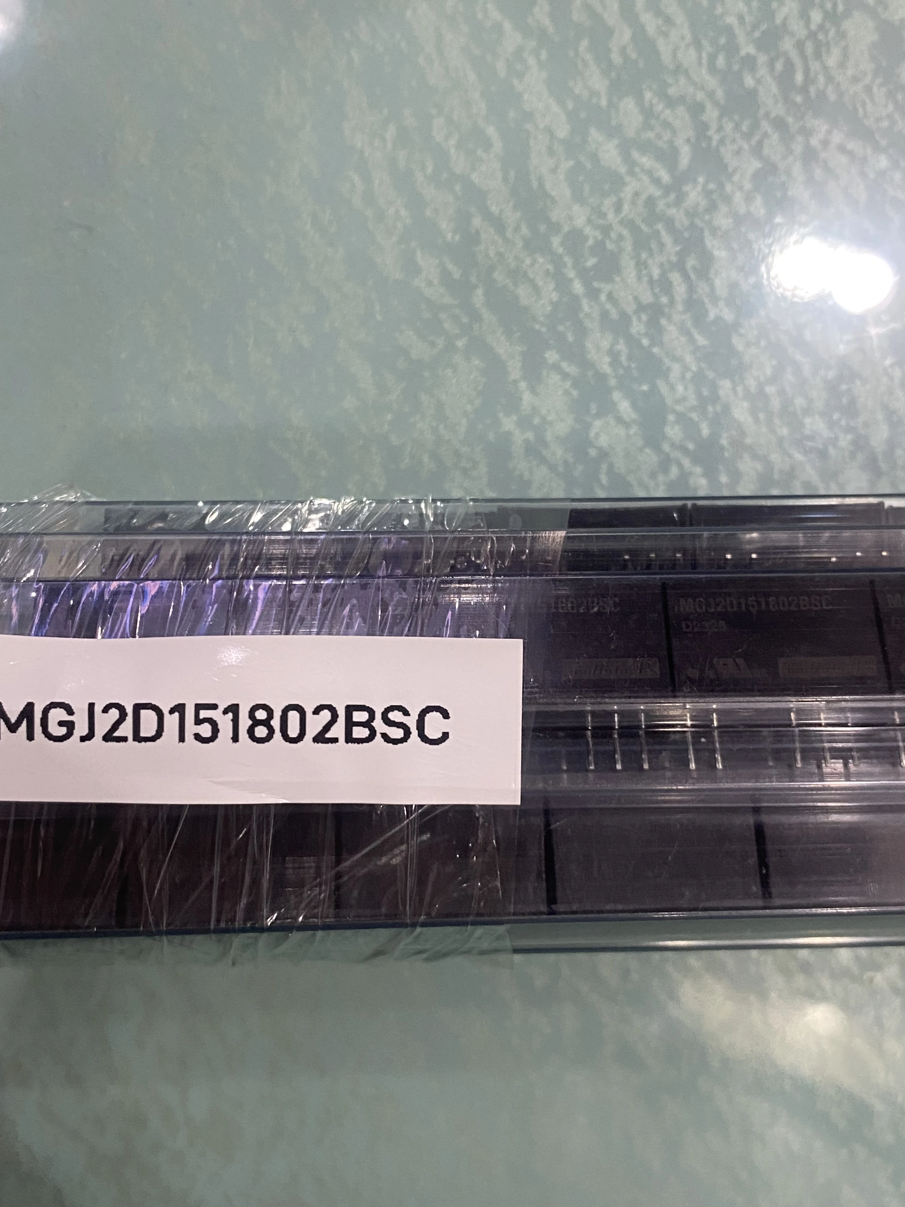 

2шт MGJ2D151802BSC