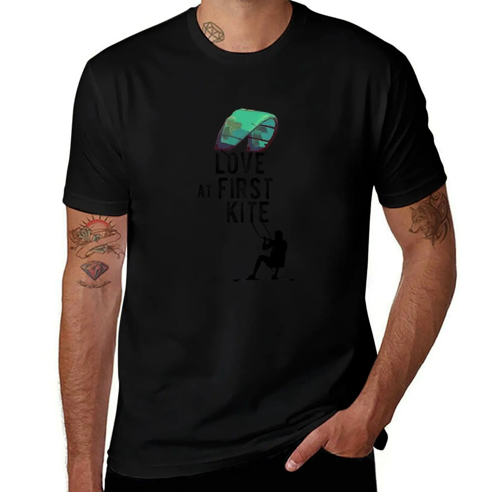 Love At First Kite - Funny Hydrofoil Kitesurfing T-Shirt All Match Basic Short Sleeve Top T-Shirt