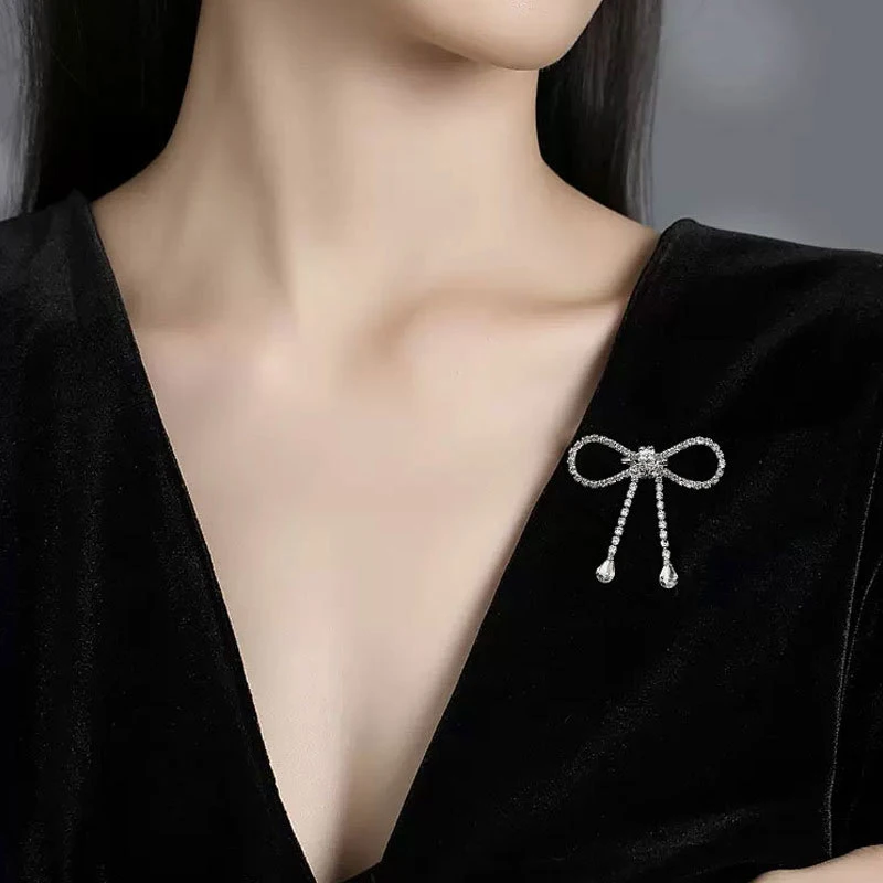 Cardigan elegante, suéter e casaco com laço de strass e detalhes de borla de pérola, perfeito como acessórios de casamento