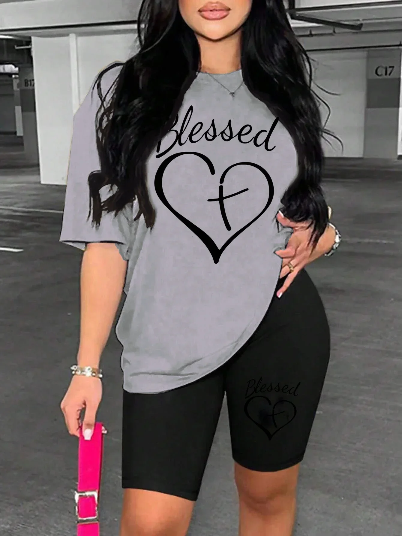 

Black Line Heart Pattern Print Two Piece Set Machine Washable Basics For Women Short Sleeve Suit Casual Breathable Shorts Sets