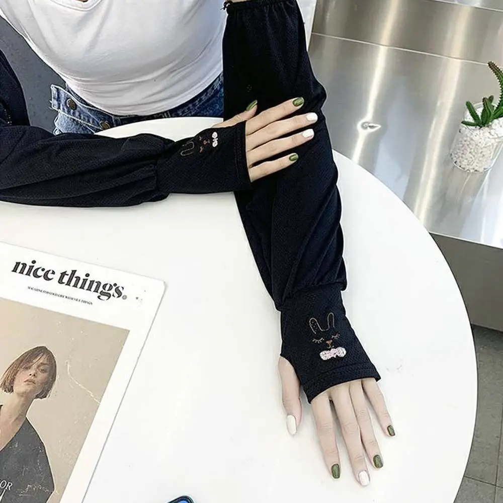 ปลอกแขนผ้าไหมน้ำแข็งกันแดดสำหรับผู้หญิงที่คลุมข้อศอกกระต่ายน่ารักกลางแจ้งปั่นจักรยานวิ่งตกปลาปลอกแขนเย็นสำหรับขับรถ