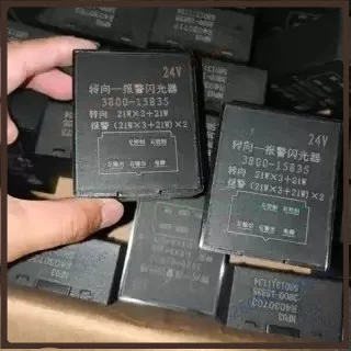 3800‑15835 Turn‑Signal Hazard Warning Flasher Relay For Hongyan Genlyon Teba Truck Electrical Repair Accessory(1pcs)