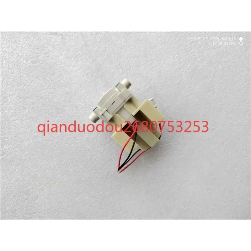 

Suitable for NR-F475TX-N5 F555TH-W5 -N5 F605TT -R5 water pump, ice water pump, motor