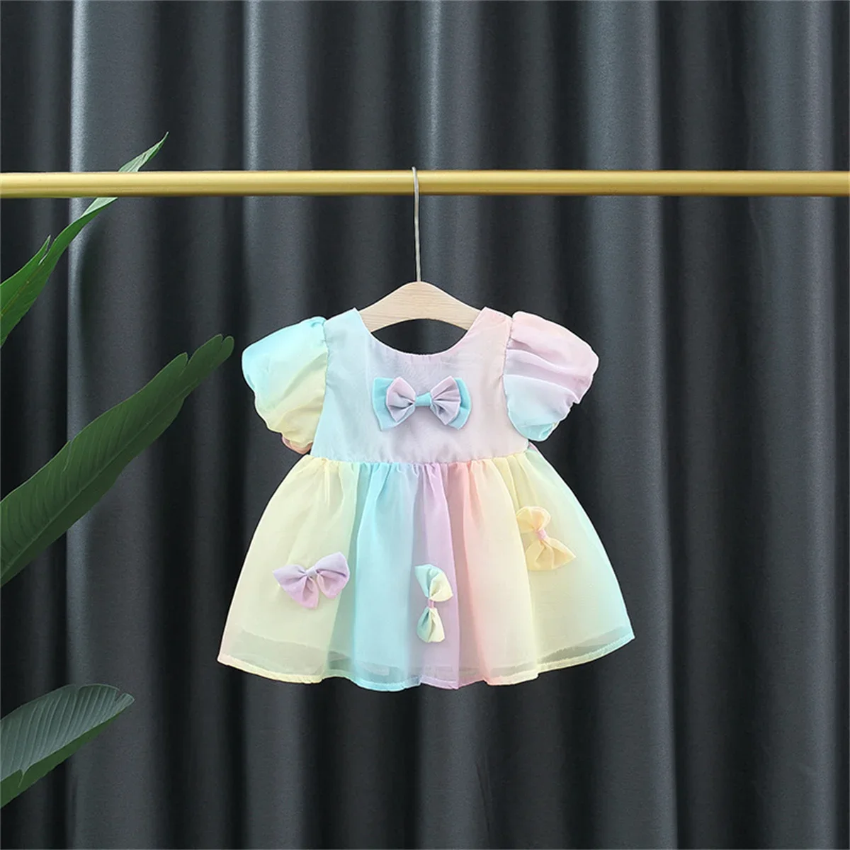 Summer Baby Girl's Dress New Bow Decoration Rainbow Bubble Sleeve Knee Length Dress