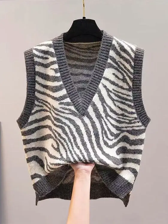 Women's Knitted Vest Top Sleeveless Zebra Patterned Sweater Autumn Winter Fashion Commute Style V-Neck Loose Fit Cotton Lined