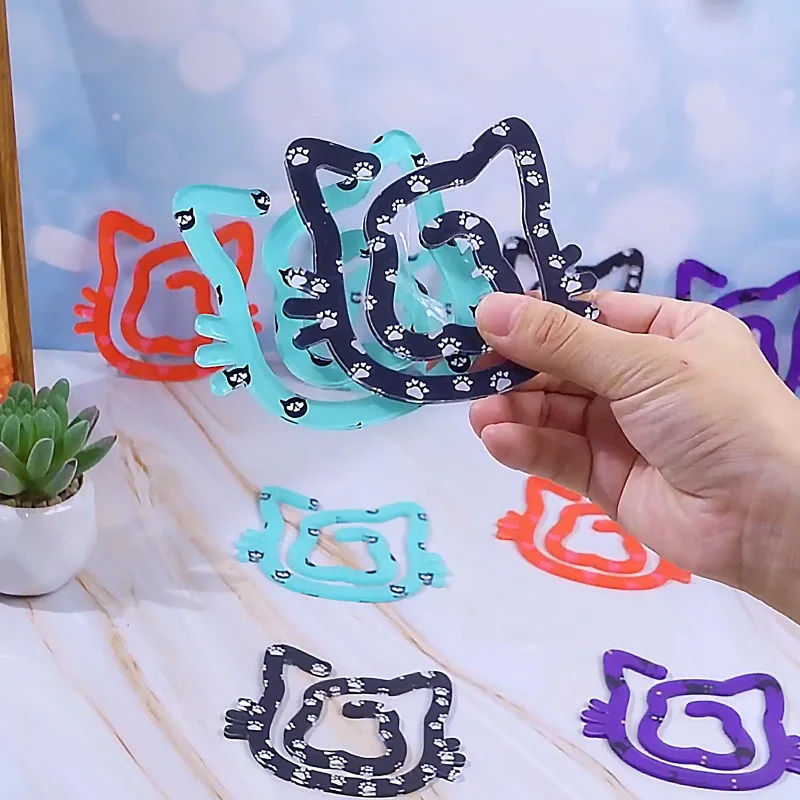 Ins Style Cat Paw Acrylic Bookmark Cute Hollow Out Page Clip for Student Reading Decorative Marker  Paperclip Design Book Tab