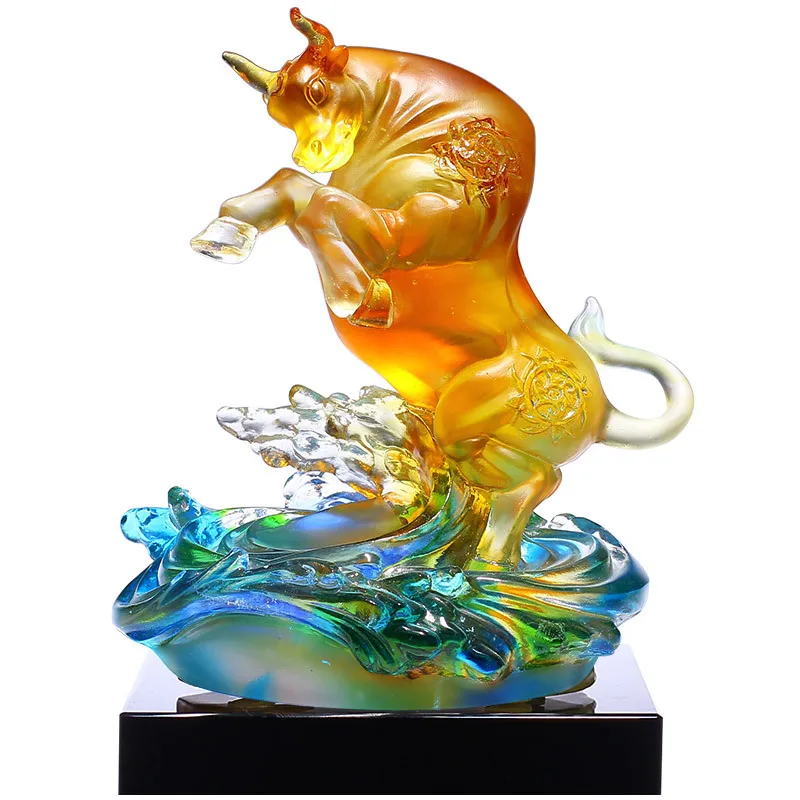 Glazed cow ornaments attract wealth office table crafts