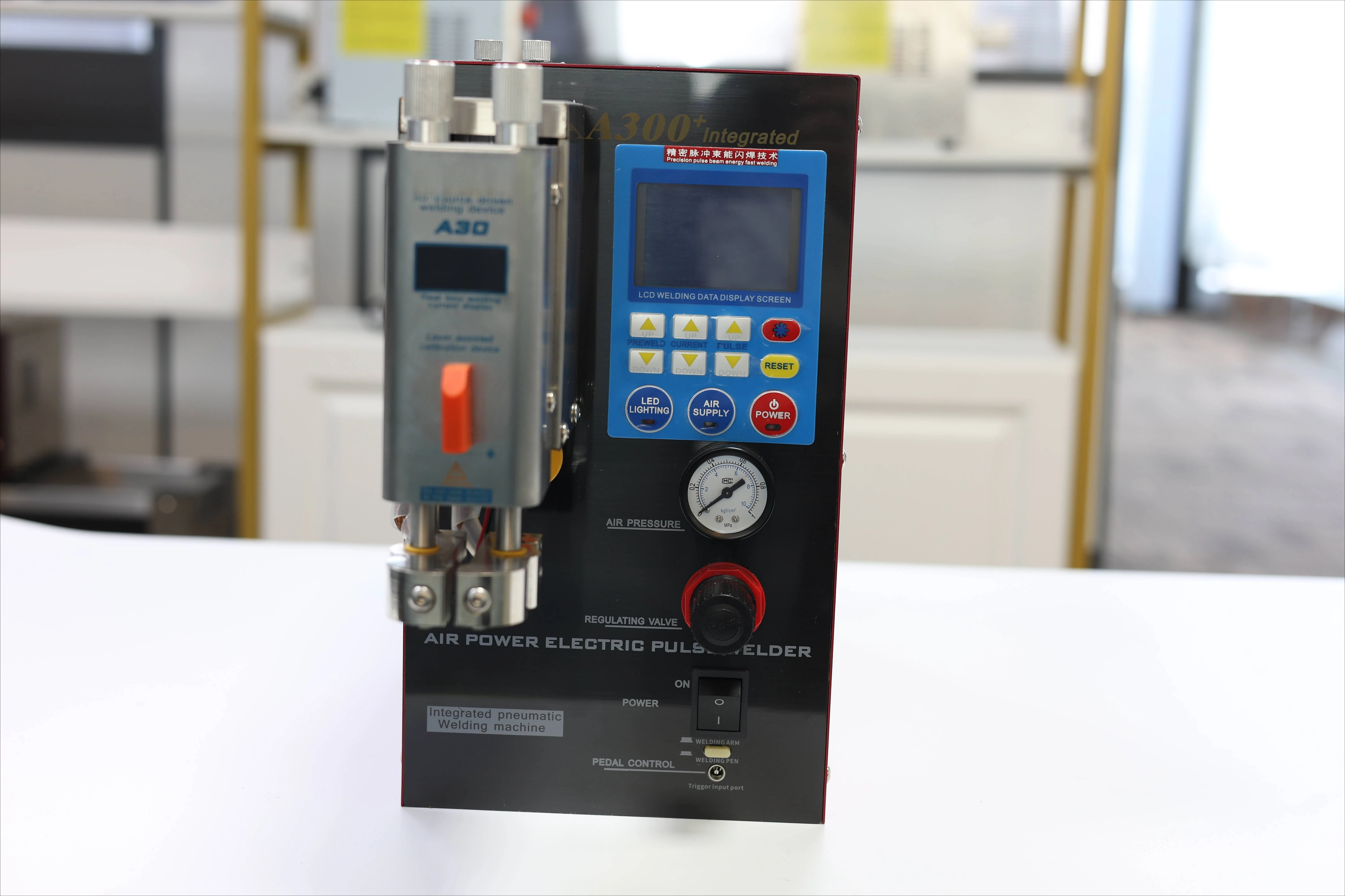 SUNKKO A300+ Pneumatyczna Zgrzewarka Punktowa 220V Maszyna do Zgrzewania Akumulatorów Silnikowych Przemysłowa Nowa Używana Dostępna