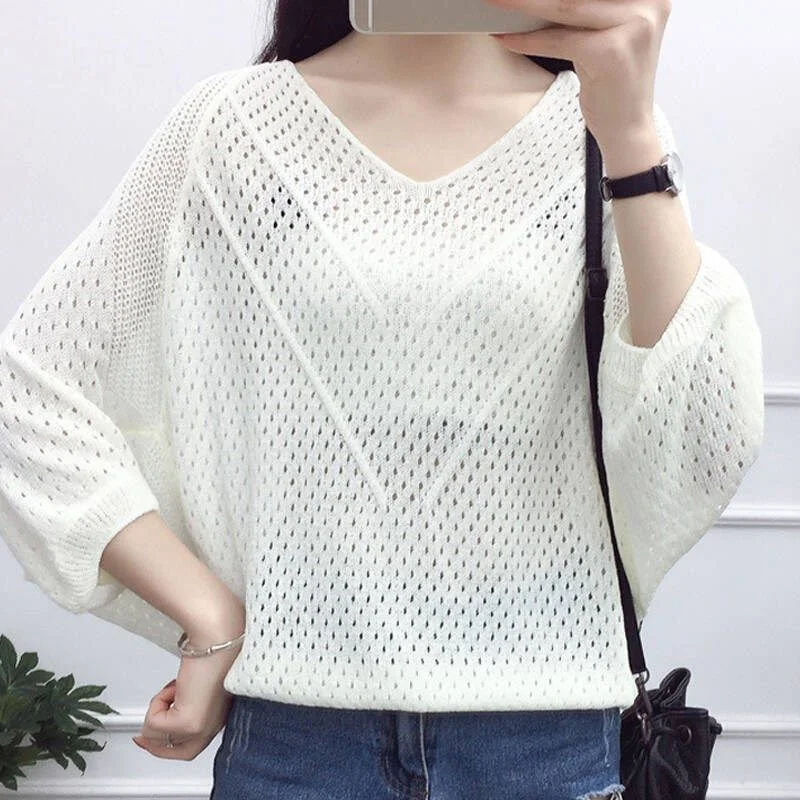 Fashion V-Neck Knitted Loose Hollow Out Blouse Women\'s Clothing 2023 Summer New Casual Pullovers Korean Batwing Sleeve Shirt