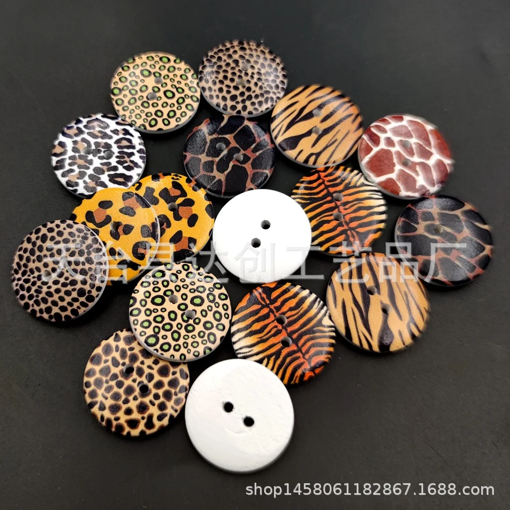 White background painted animal pattern wood buttons DIY exquisite leopard print clothing wooden buttons, two-eye wooden buttons