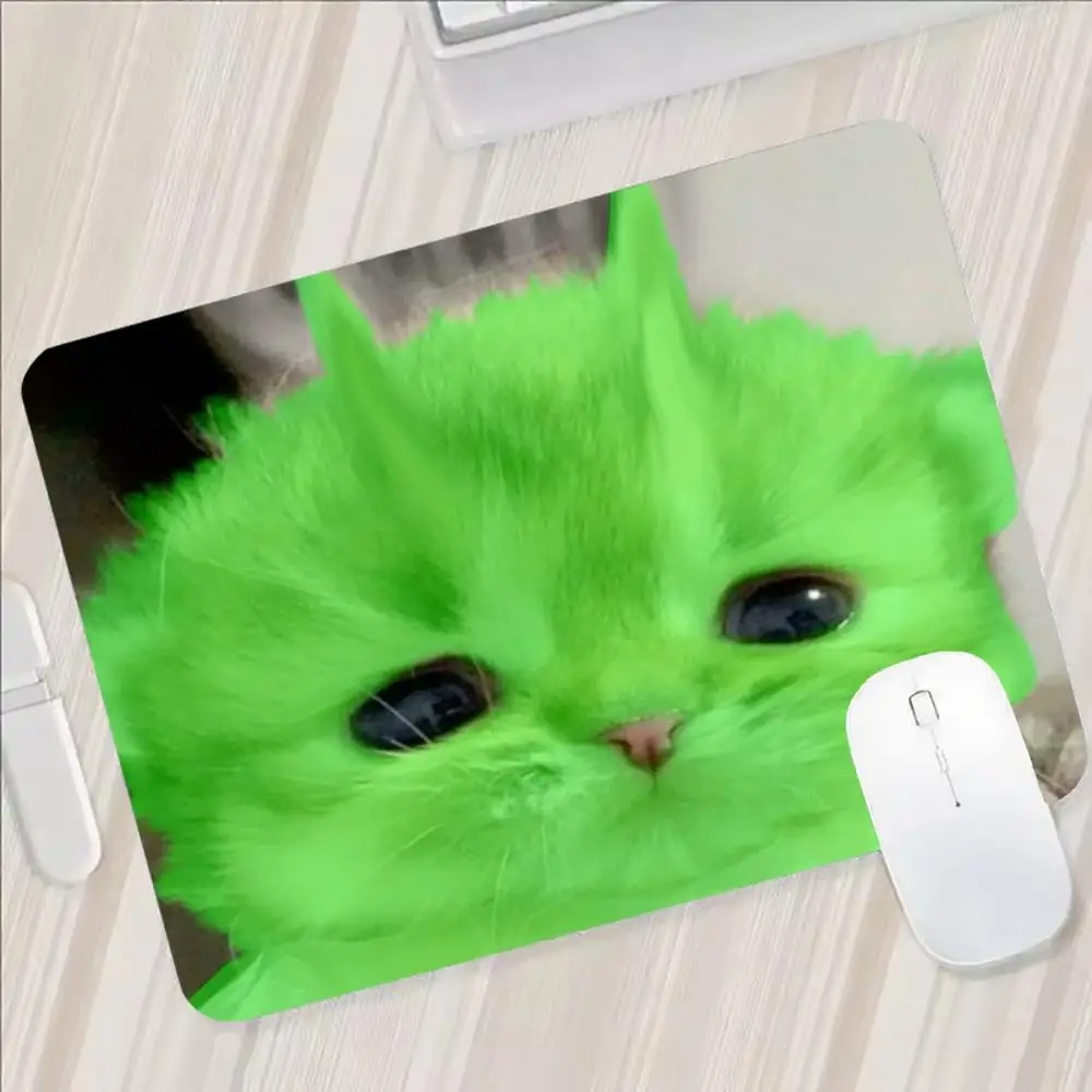 Alien-Katzen-Meme-Mauspad - Ausgefallene Rutschfeste Farbige Kante Tragbare Matte für Laptop, Büro & Gaming Kawaii Katzen-Schreibtischunterlage – Detail 8