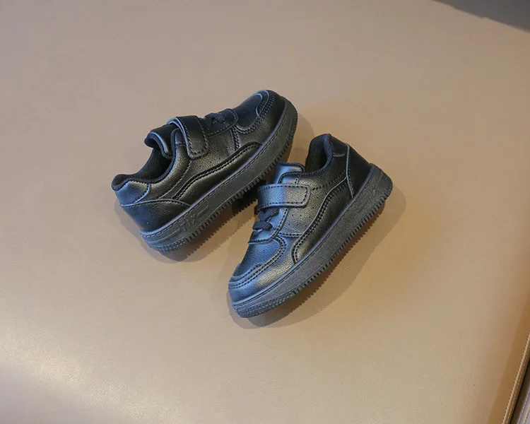 2026 Herbst Kinder-Sneaker Jungen Freizeitschuhe Leder Flache Schüler-Gehschuhe Rutschfeste Mädchen Leichte Sportschuhe – Detail 14
