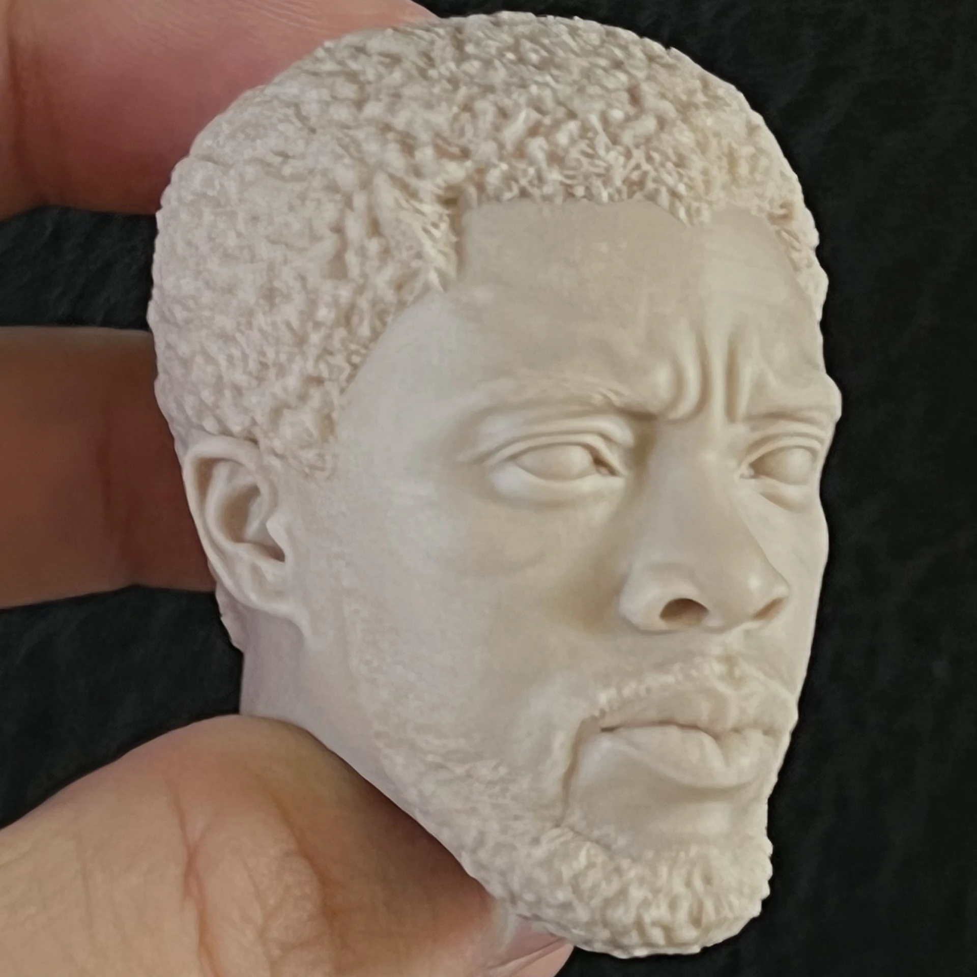 1:6 Cast Resin Figure Puzzle Kit Figure Head (Chadwick Boseman) Unpainted Sculpted Model (50mm)