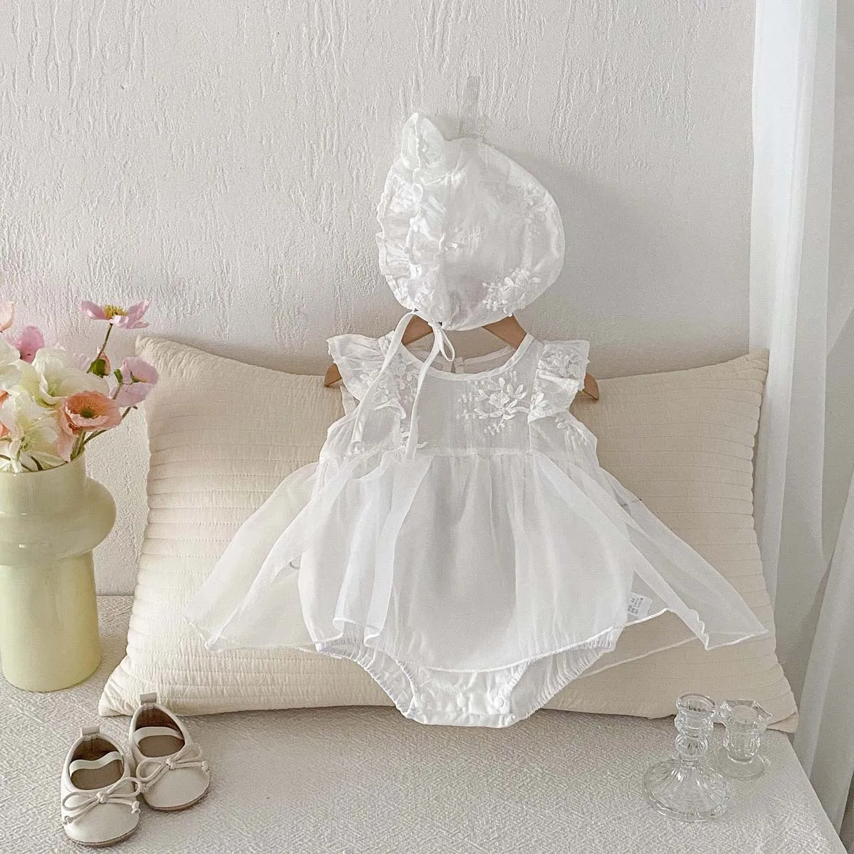 Baby Summer New Product 2026 Female Baby Flying Sleeve Bag Fart Clothes Mesh Princess Clothes Newborn Clothes