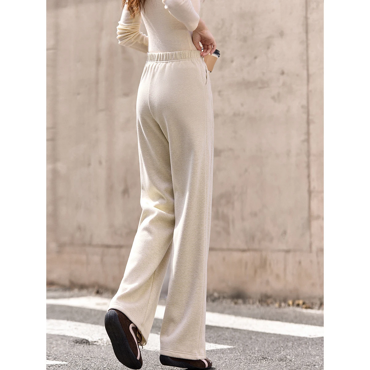VIMLY Women's Sweat Pants 2025 Winter Casual Fleece Lined Slit Straight Trousers Elastic Waist Loose Fitting Women Clothes A3352